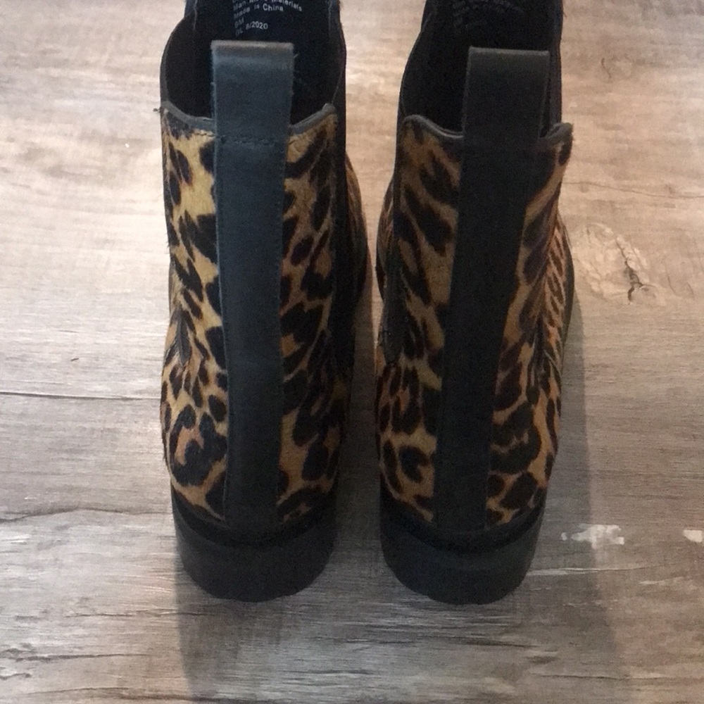 Aerosoles leopard print slip on booties - Picture 5 of 6